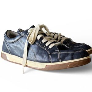 COLE HAAN AIR QUINCY SPORT NAVY LACE UP LEATHER SNEAKER VERY GOOD CONDITION 9.
